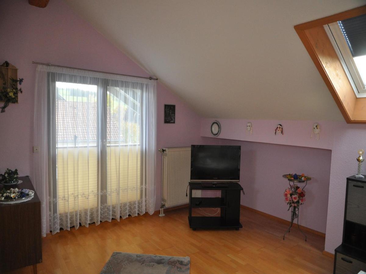 Ferienwohnung Lore ไวเลอร์-ซิมเมอร์แบร์ก ภายนอก รูปภาพ