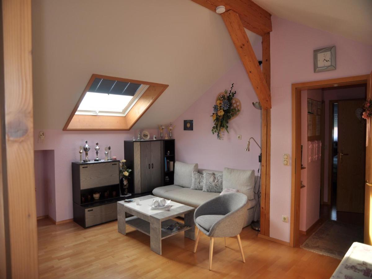 Ferienwohnung Lore ไวเลอร์-ซิมเมอร์แบร์ก ภายนอก รูปภาพ